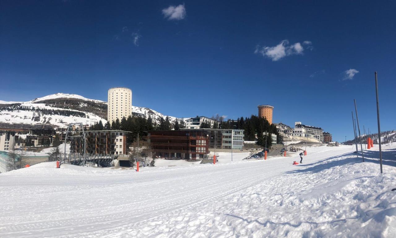 Nice House On The Ski Slopes Сестриере Экстерьер фото
