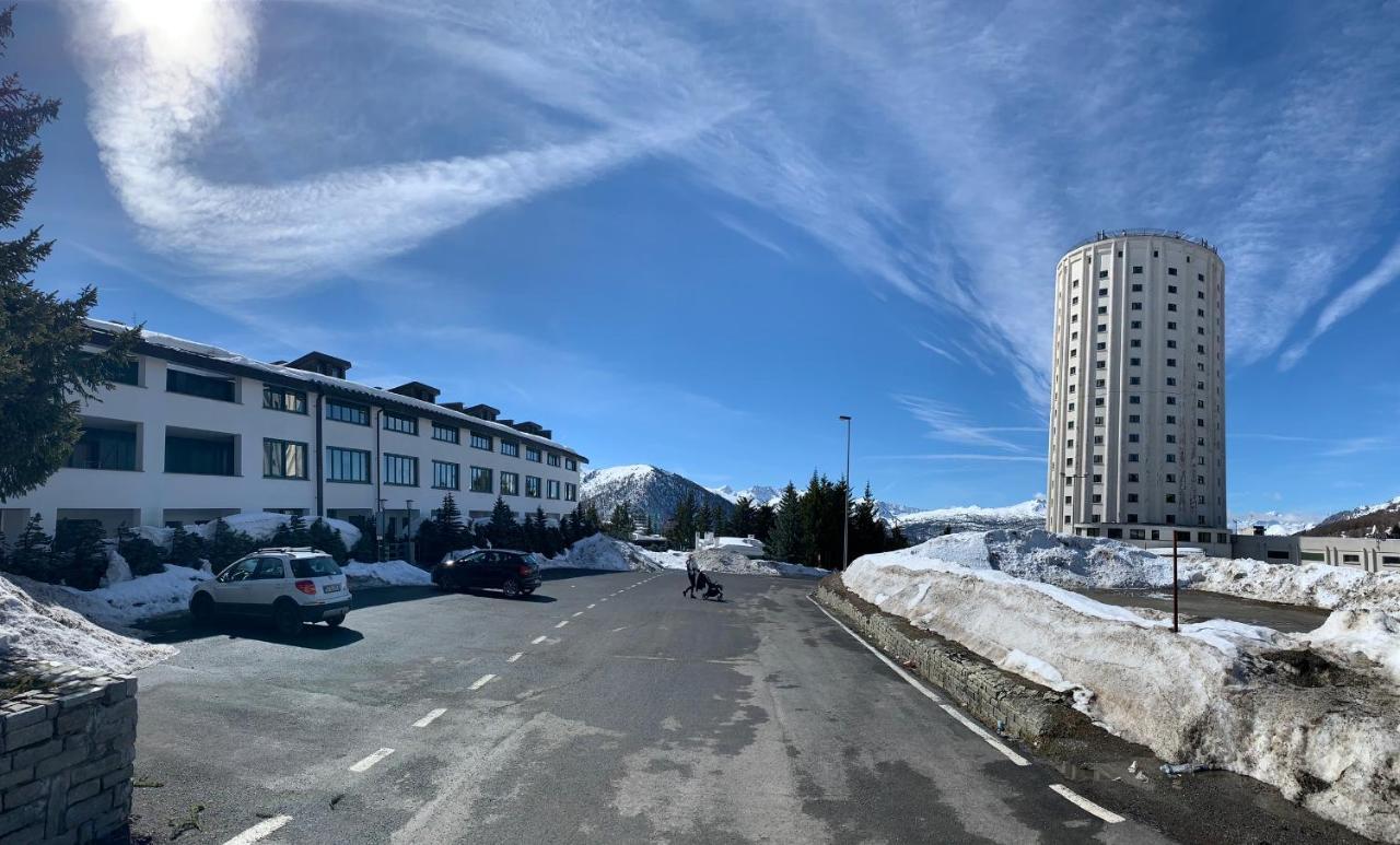 Nice House On The Ski Slopes Сестриере Экстерьер фото